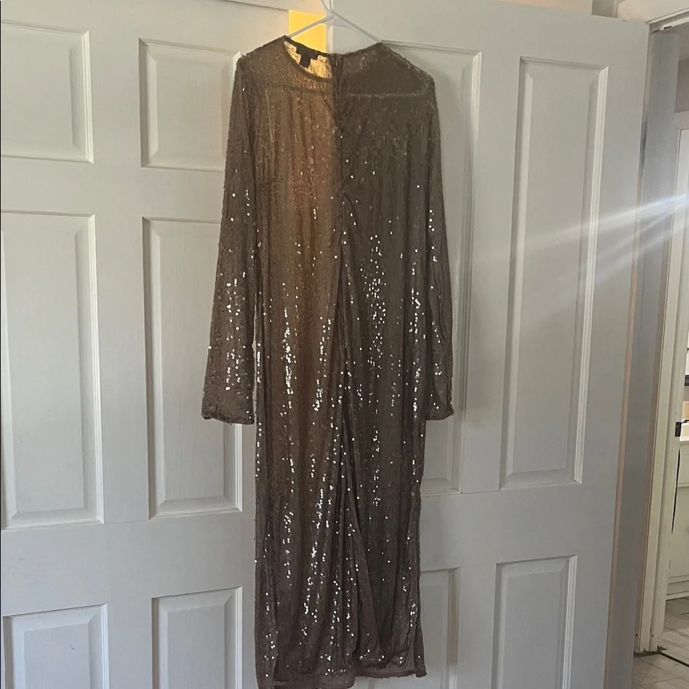 Boohoo Taupe Sequin Long Sleeve Midi Dress - Picture 10 of 10